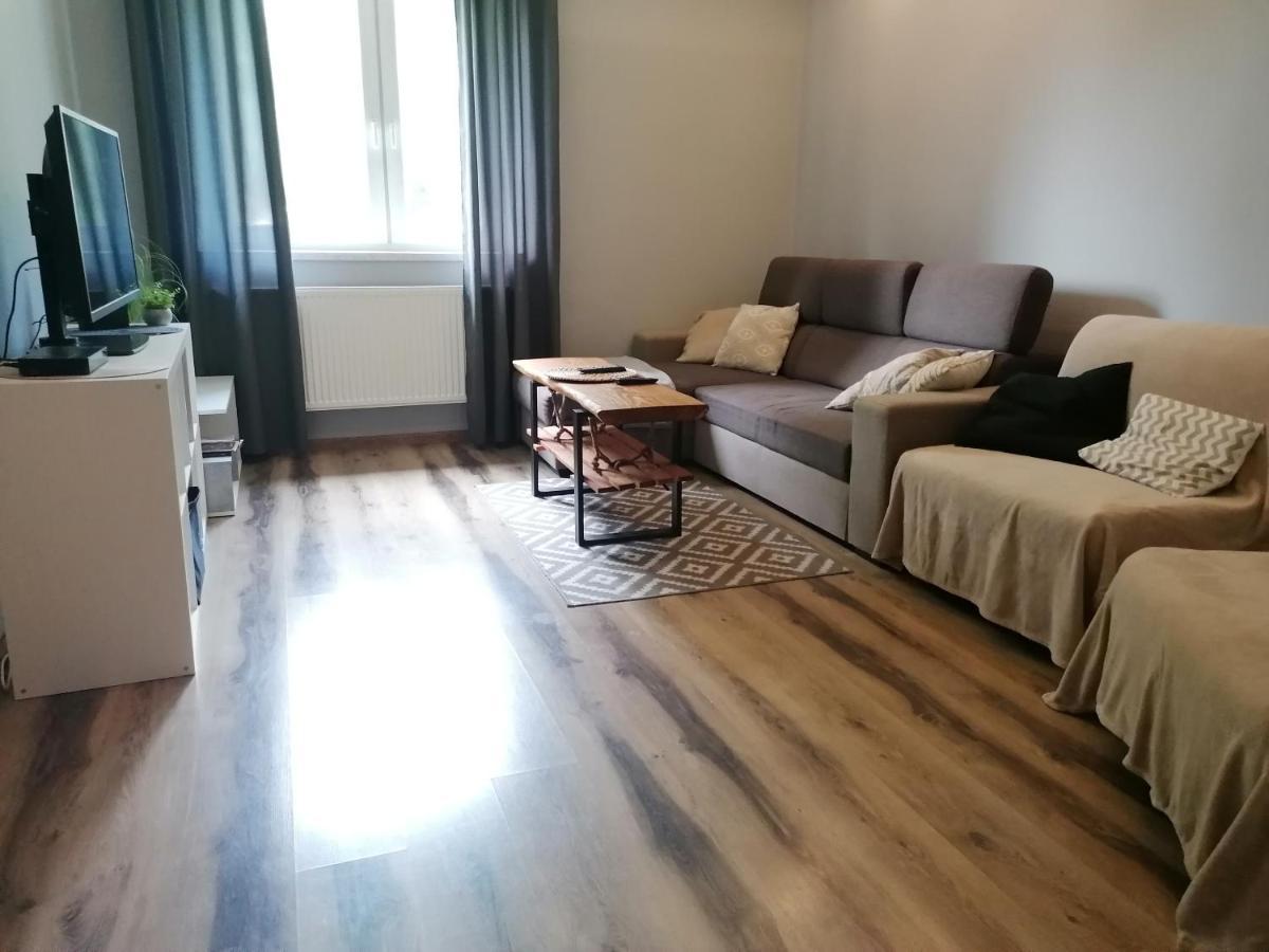 Apartament Z Widokiem タルノフスキェ・グルィ エクステリア 写真